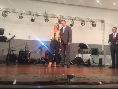 Carmen Ribas Festa Melhores do Ano com Presidente Luiz Fernando Balieiro