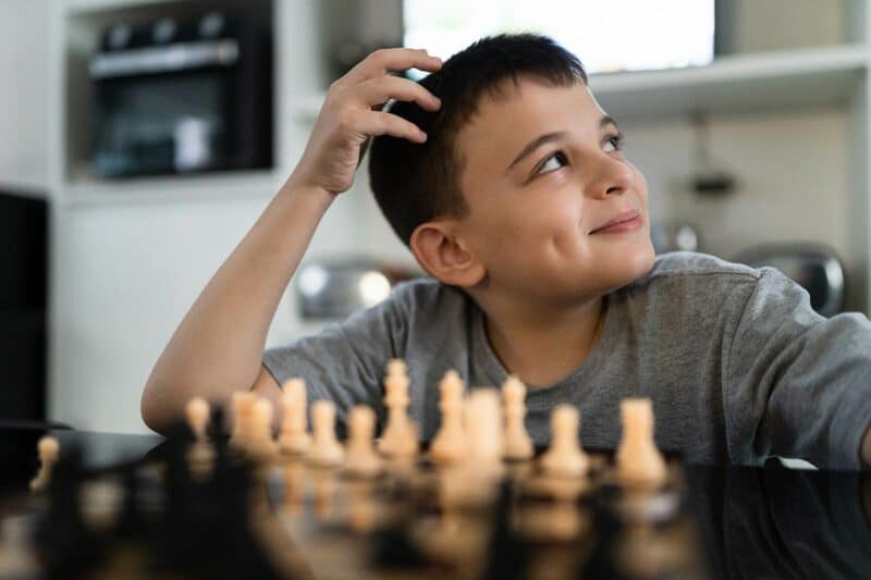 xadrez menino