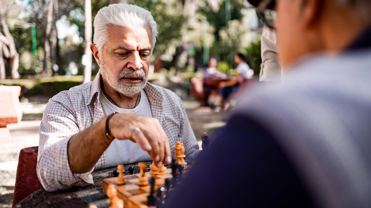 Mikhail Tal com 12 anos SACRIFICA TUDO e se torna o Mago de Riga! 