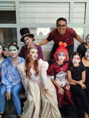 Elenco Alice e o Tempo
