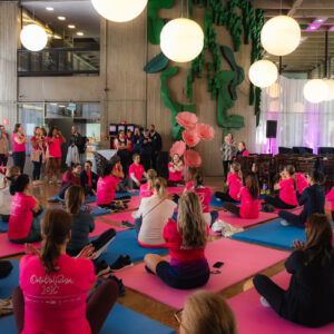 Na imagem, momento da Ginástica das Emoções, que fez parte da programação do Outubro Rosa.