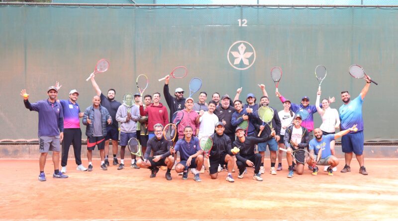 Na imagem, treinadores que participaram da Capacitação da CBT no Paineiras.