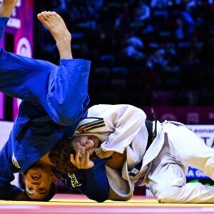 Na imagem, Guilherme de Oliveira no combate contra o italiano Leonardo Valeriani.