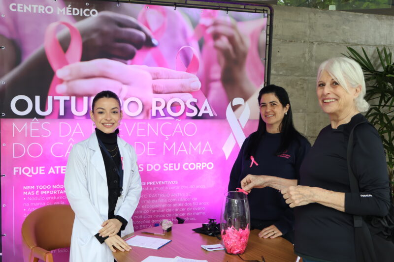Na imagem, Dulce Marino, uma paineirense que recebeu algumas orientações do Centro Médico.